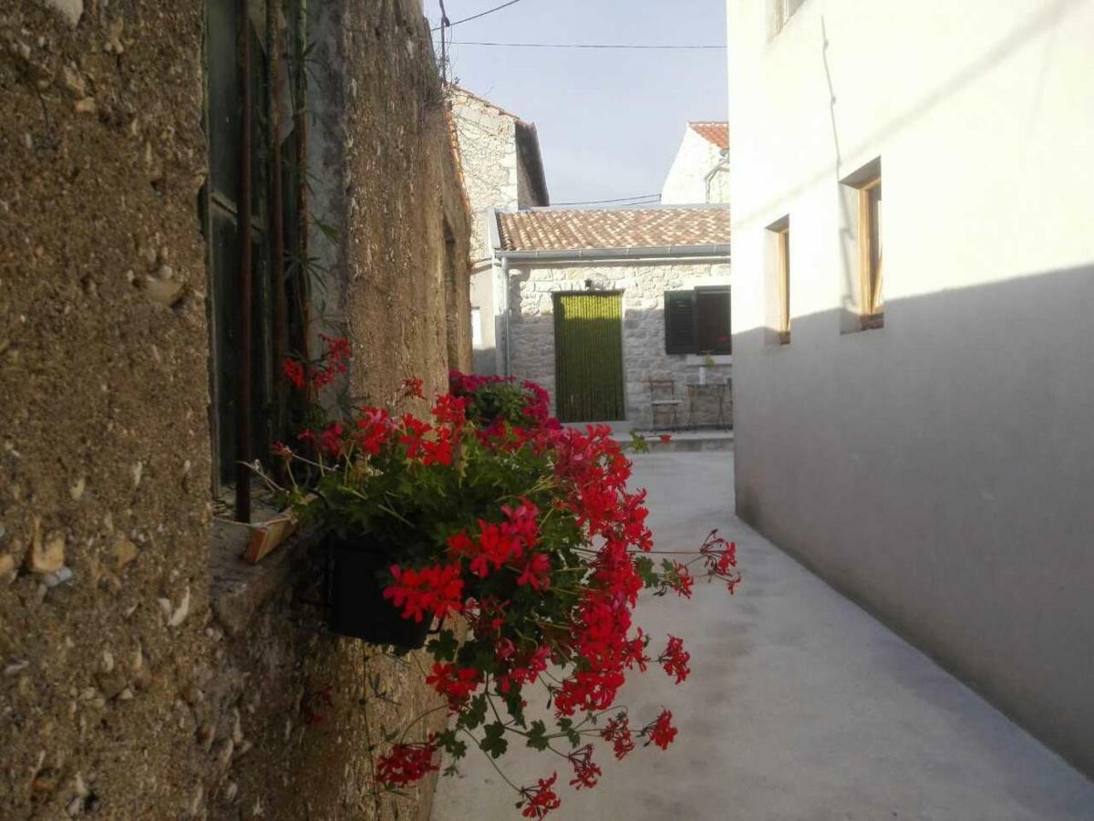 Small Stone House Luka Zadar Exteriör bild